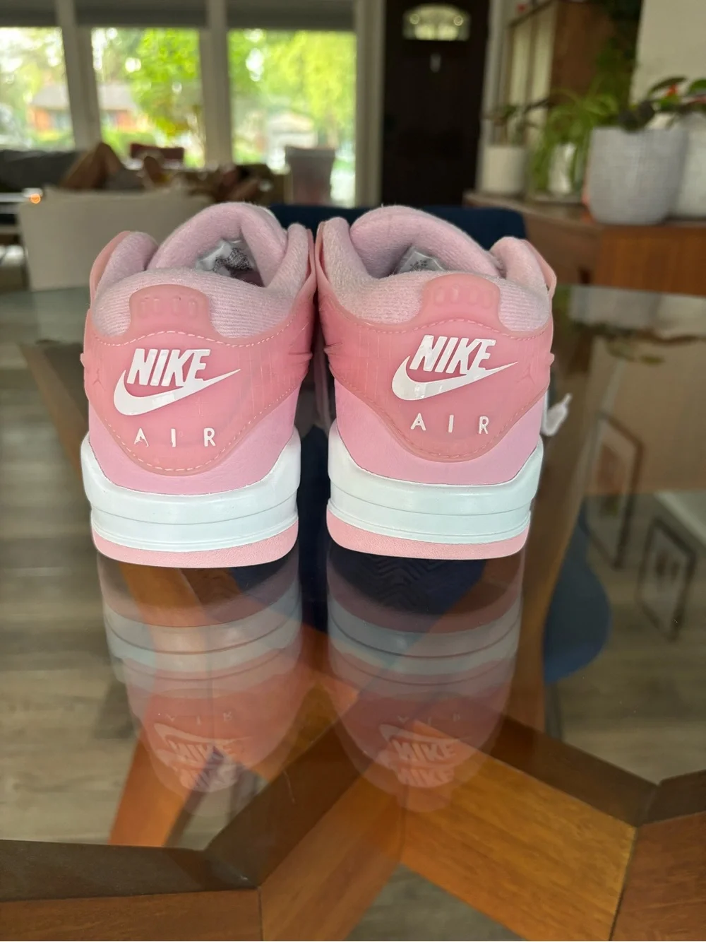 Jordan Air Jordan 4 RM Pink and White Sneakers kids size 3.5y